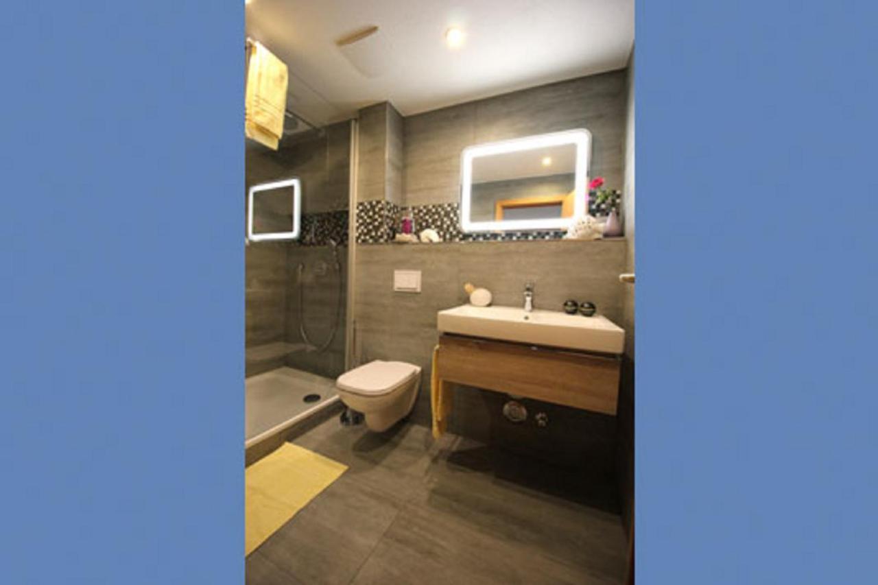 Ferienwohnung App Dreimaster Ahrenshoop Exterior foto
